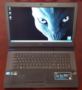 My Asus G73sw Laptop with it's newly replaced HD matte screen.
